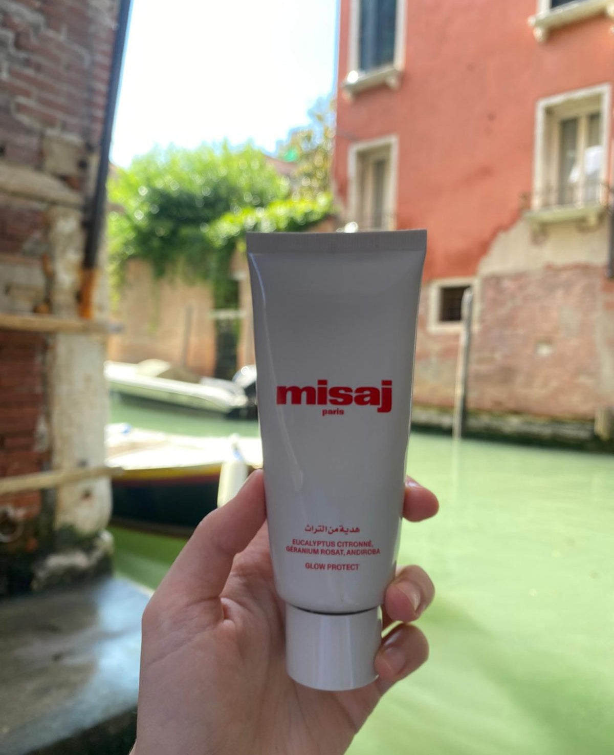 Best Mosquito Repellent for Tropical Travel: Sprays, Lotions and Creams Compared